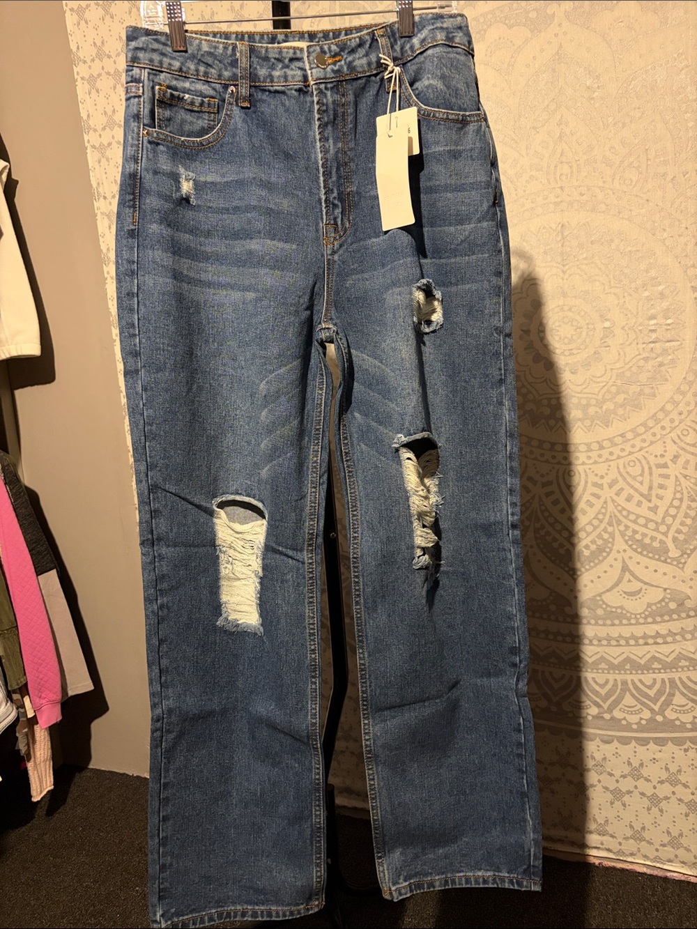 NWT Hammer Jeans Los Angeles Distressed Straight Leg Jeans - Size 11